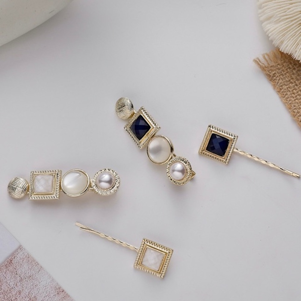 2 - Piece White Pearl Hair Side Clips